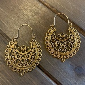 Retro Chic Gold-toned Scroll Earrings